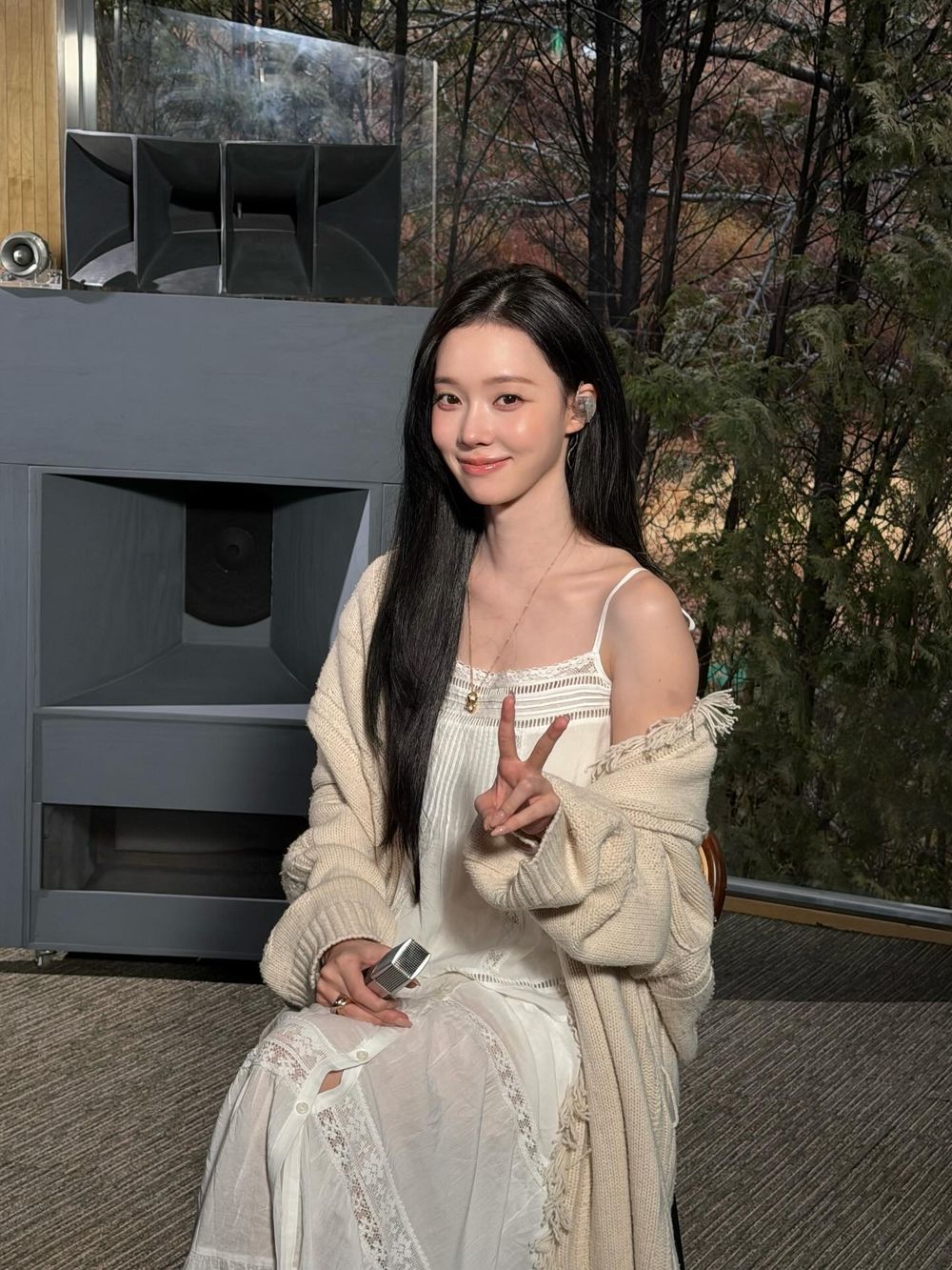 MZ世代票選「最想擁有的臉孔」KPOP女偶像！ASA極品貓系顏，Winter、Sullyoon精靈美貌都上榜！-5