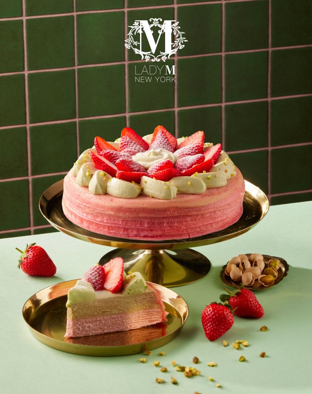 2026母親節蛋糕推薦！「LADY M草莓開心果千層、星巴克葡萄夏洛特蛋糕」送這絕對不出錯！-5