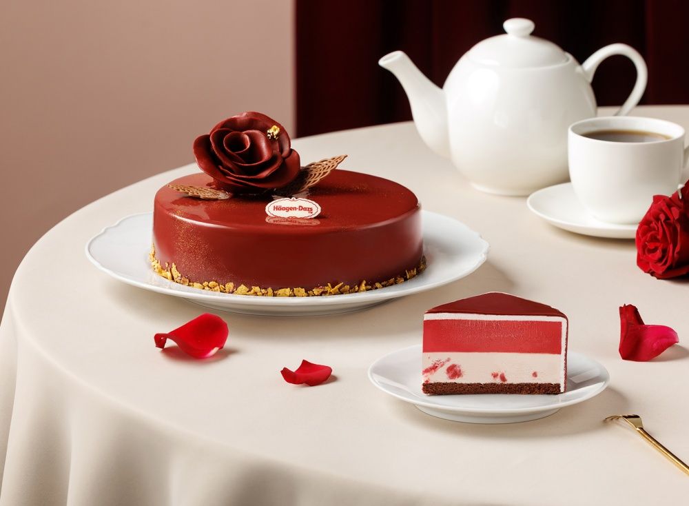 2026母親節蛋糕推薦！「LADY M草莓開心果千層、星巴克葡萄夏洛特蛋糕」送這絕對不出錯！-14