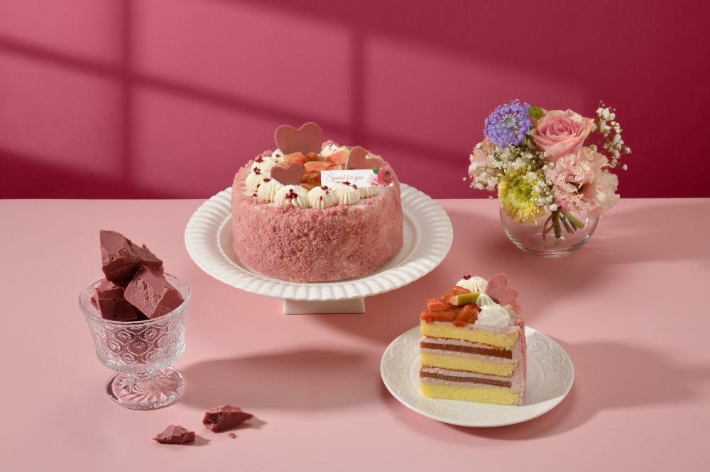 2026母親節蛋糕推薦！「LADY M草莓開心果千層、星巴克葡萄夏洛特蛋糕」送這絕對不出錯！-17