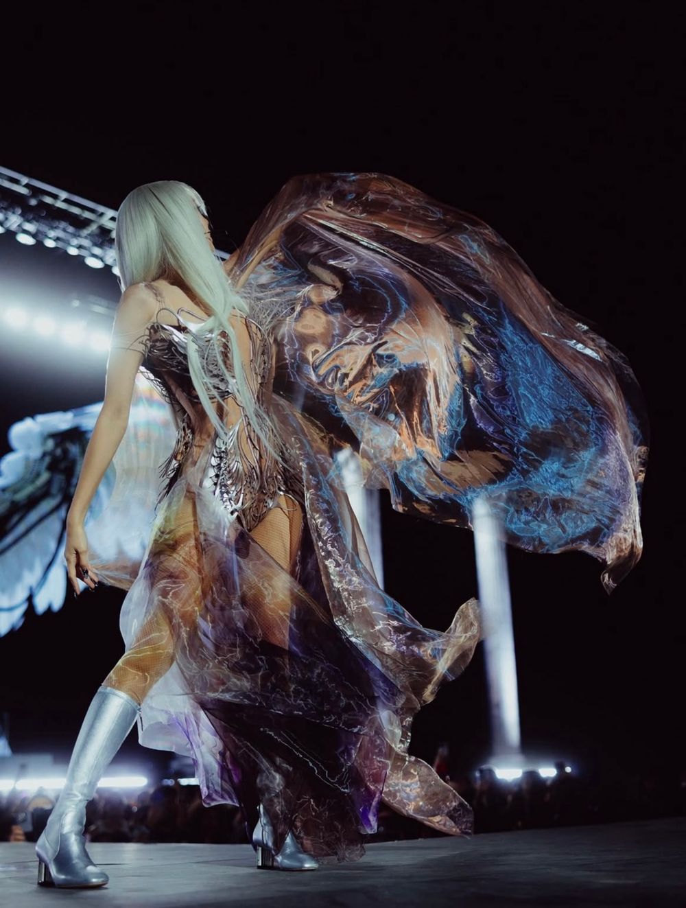 2026科切拉Coachella五大名場面回顧！小賈斯汀打破超狂紀錄、BIGBANG合體回歸炸翻全場！-5