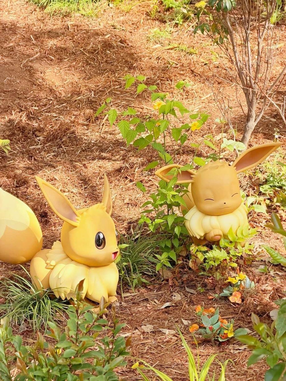 想收服可達鴨小V！BTS金泰亨衝東京寶可夢樂園「戴頭套拍照」可愛翻、V指定5大打卡點一次看！-6