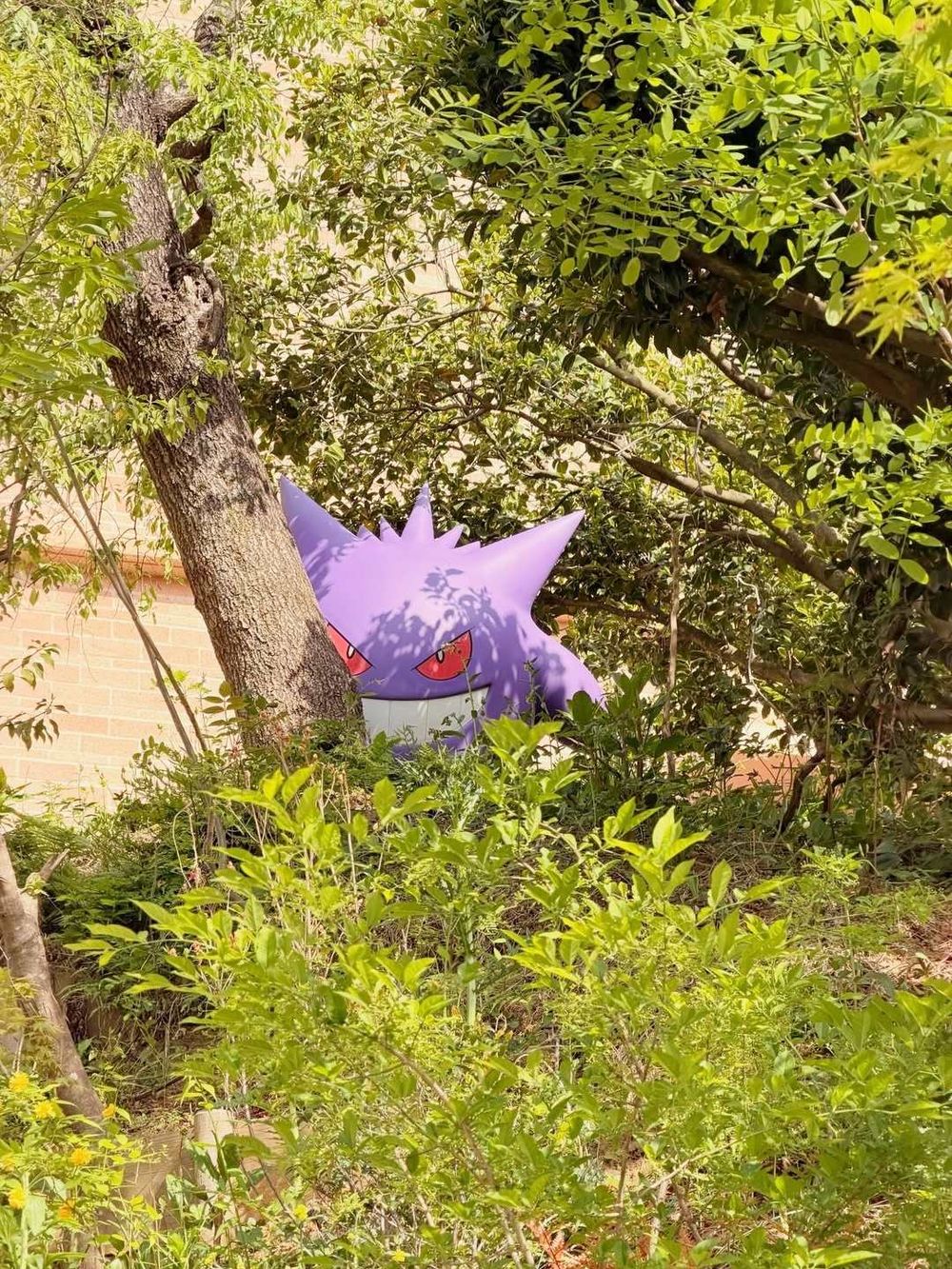 想收服可達鴨小V！BTS金泰亨衝東京寶可夢樂園「戴頭套拍照」可愛翻、V指定5大打卡點一次看！-7