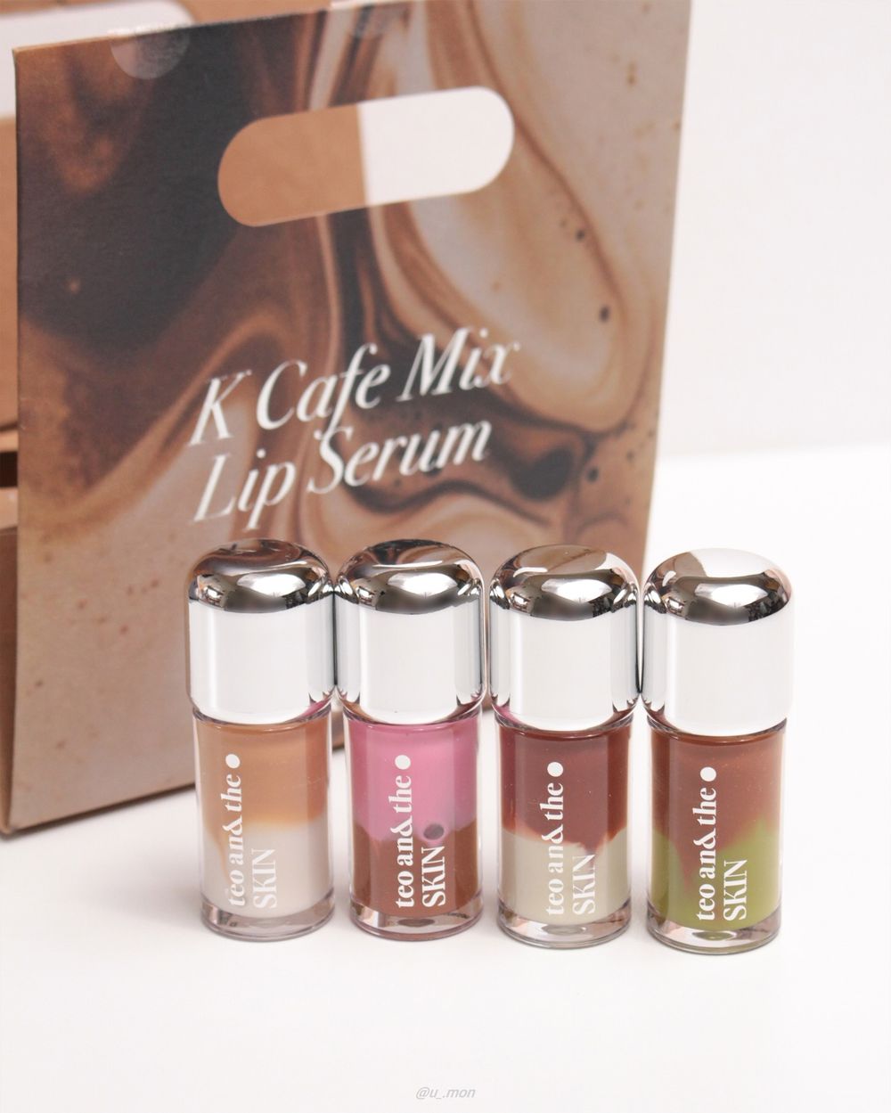 韓女默默風靡「杜拜巧克力拿鐵唇蜜」！開心果綠x咖啡雙層設計，居然是知性復古暖棕，一抹撫平唇紋，號稱雙唇專用的冰咖啡！-7