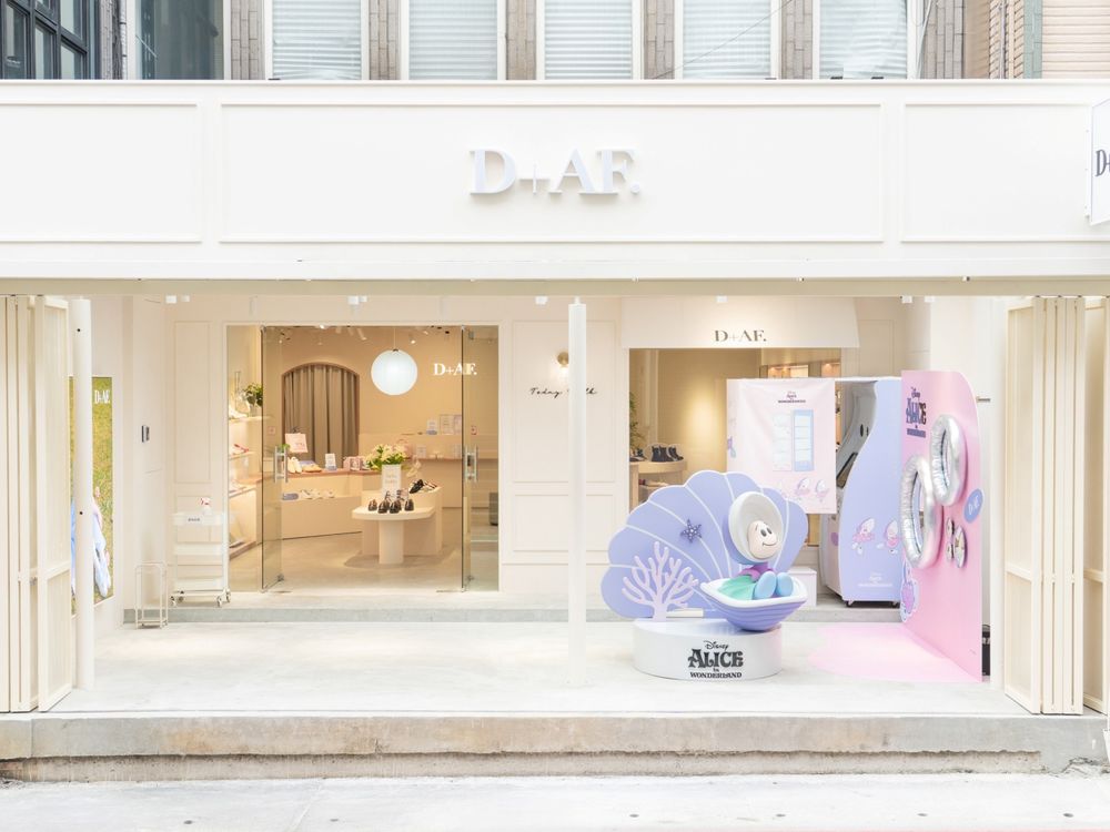 迪士尼最萌隱藏角色！D+AF竟推出「牡蠣寶寶系列」超可愛打卡點快衝！愛麗絲夢遊仙境、妙妙貓也有！ -1