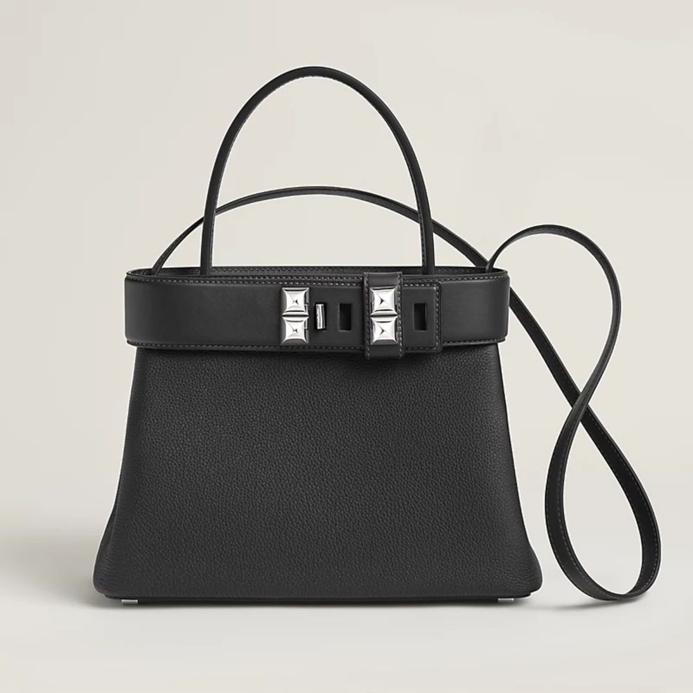 《21世紀大君夫人》IU是「人間小富婆」無誤！劇中10大夢幻精品包一次看！原來財閥千金最愛的不是香奈兒？-14