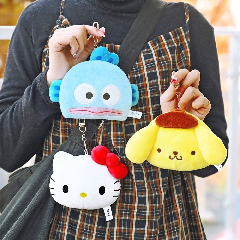 7-11開賣三麗鷗周邊小物！超實用「大頭Hello Kitty搥背棒」、萌翻「小熊降落傘大耳狗」全都想要！-7