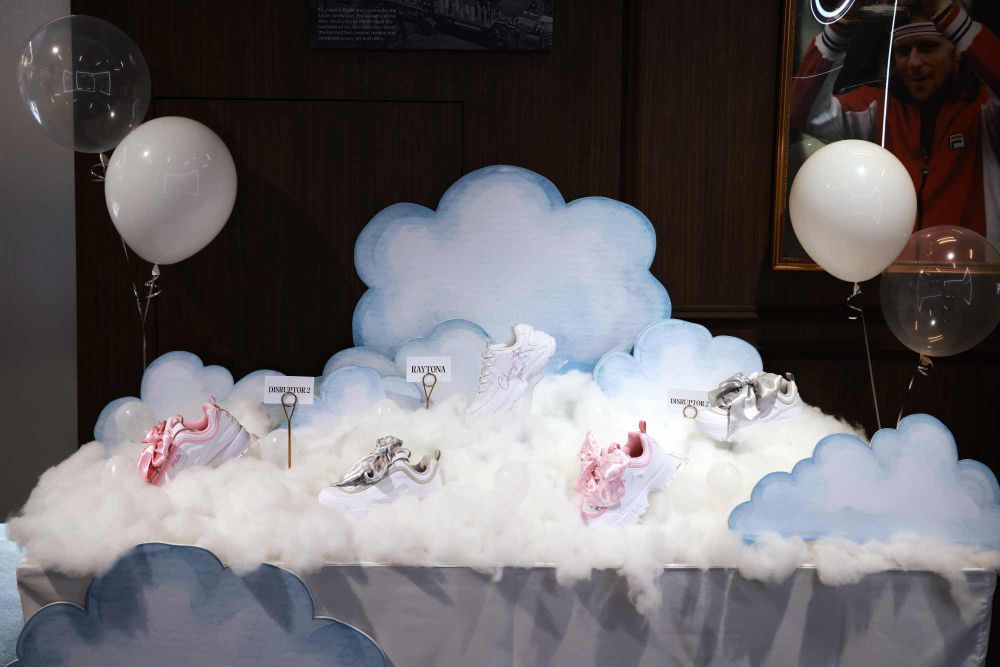 FILA沒打算放過大家！新款「神級美鞋」悄悄登場！厚底設計一秒拉長比例、還可以和媽媽穿母女鞋！-2