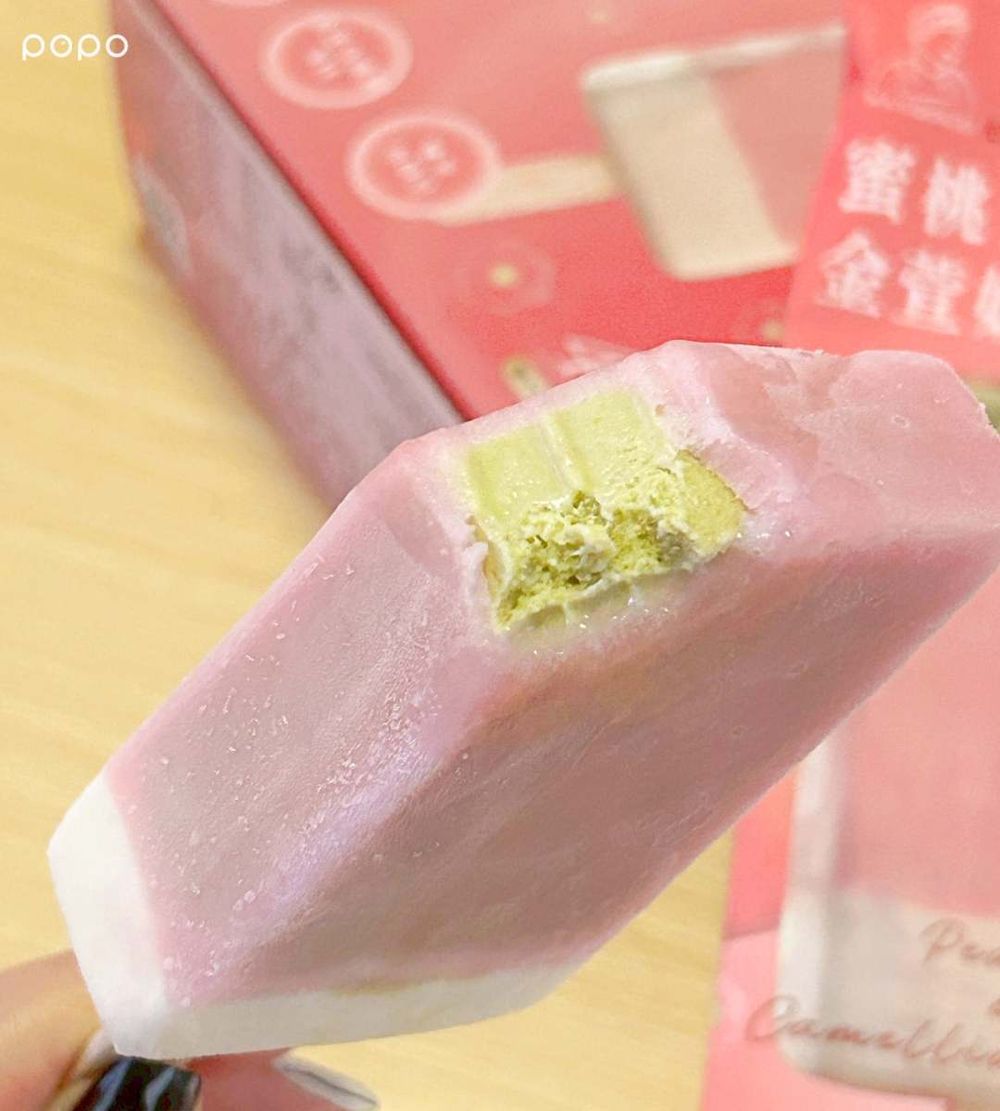 2026最新超市必買6大冰品推薦！脆友狂推「古娃娃蜜桃金萱奶蓋雪糕、飛壘葡萄極碎冰」全都太想吃！-7