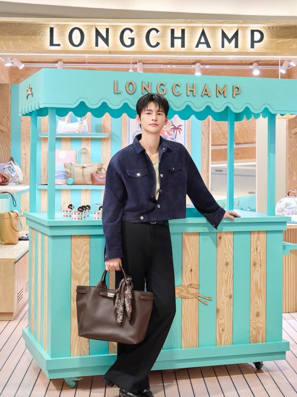 真是買包的終點！Longchamp新必買5大系列！不只女神金世正，惠利、安海瑟薇都加入包包戰士行列！-6