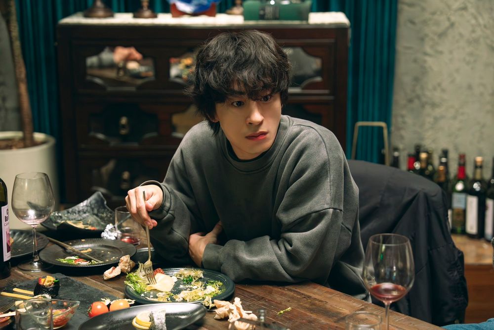 Netflix《努力克服自卑的我們》5大看點，高允貞、具教煥演出「大人式崩潰」，給深陷無價值感的你！-11