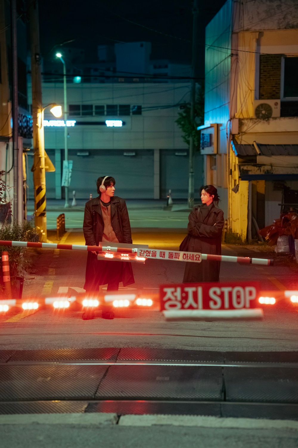 Netflix《努力克服自卑的我們》5大看點，高允貞、具教煥演出「大人式崩潰」，給深陷無價值感的你！-12