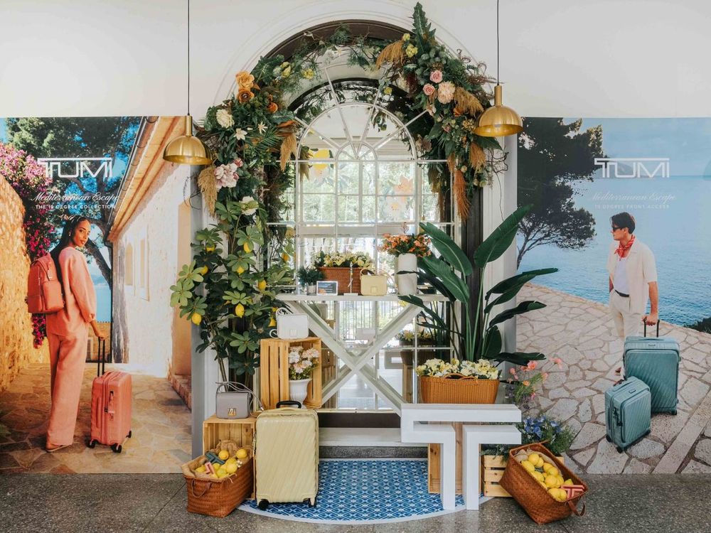 想訂機票出國了！美型又耐摔TUMI新行李箱「地中海新色」前開式行李箱一出就被問爆！-1