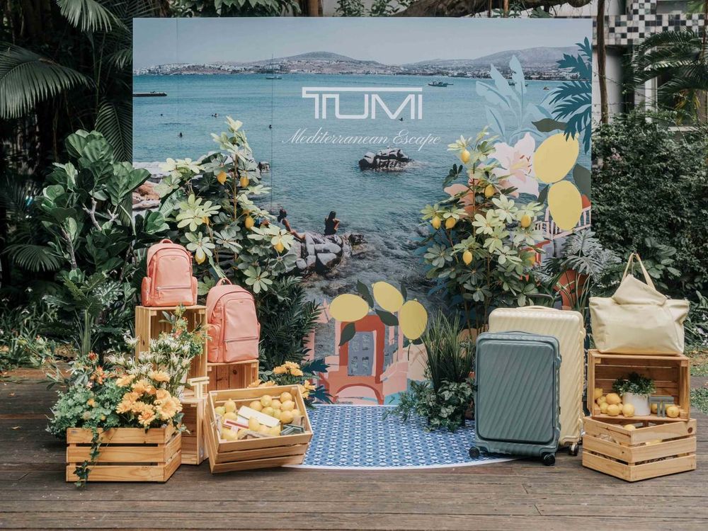 想訂機票出國了！美型又耐摔TUMI新行李箱「地中海新色」前開式行李箱一出就被問爆！-3
