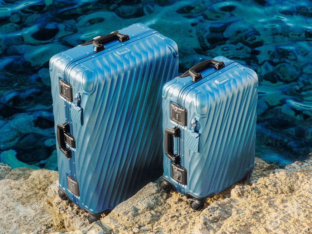 想訂機票出國了！美型又耐摔TUMI新行李箱「地中海新色」前開式行李箱一出就被問爆！-5