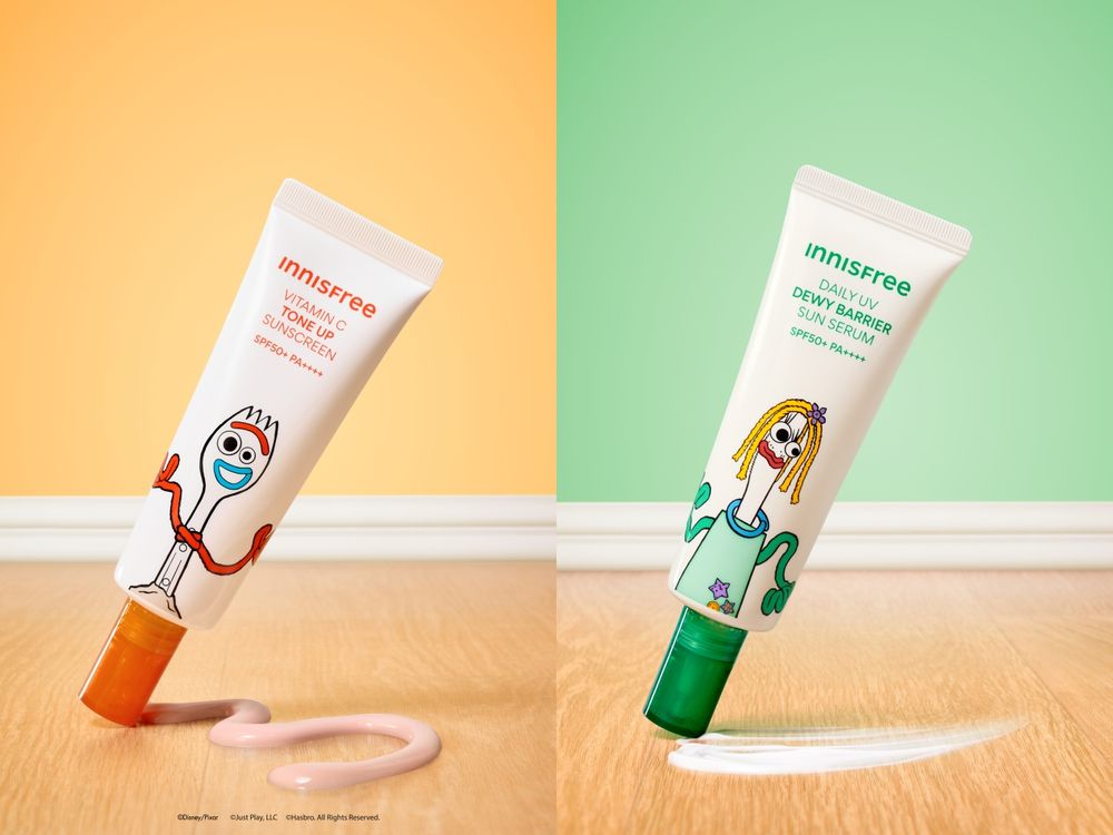 2026最萌美妝聯名！INNISFREE攜手《玩具總動員5》，三眼怪、翠絲變身人氣精華、彈簧狗蜜粉可愛瘋，整套都想收藏！-3