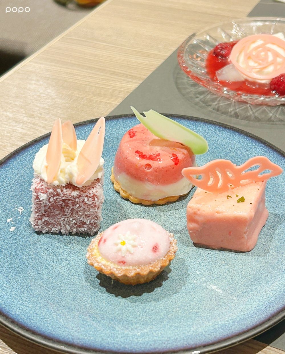 2026春夏必吃甜點新品推薦！「肯德基開心果蛋撻、beard papa's抹茶生乳泡芙」全都想吃吃看！-11