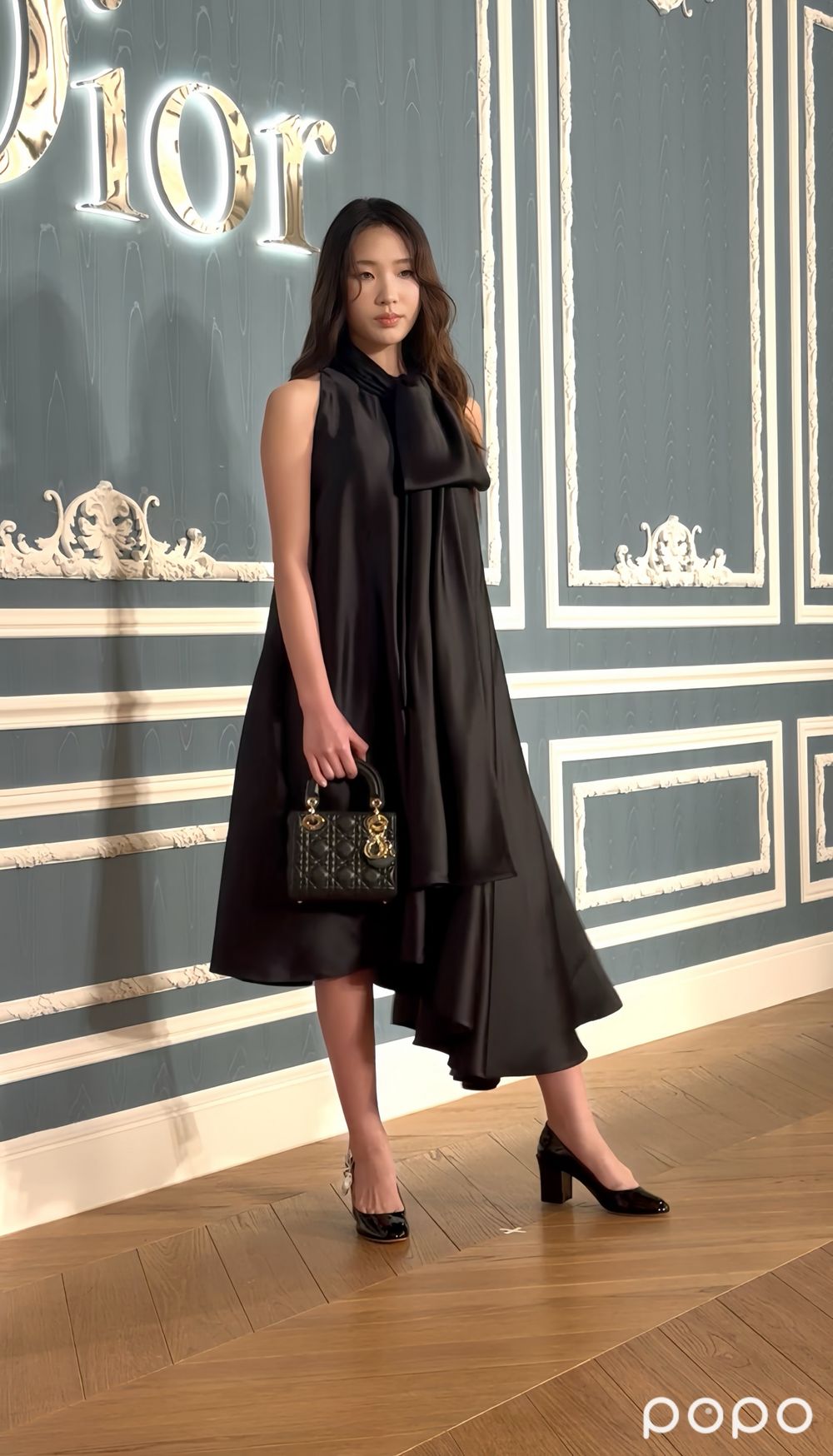 日本男神「山下智久」真的來了！降臨DIOR台北101活動！深V牛仔外套開到極限、胸肌線條太養眼！-5