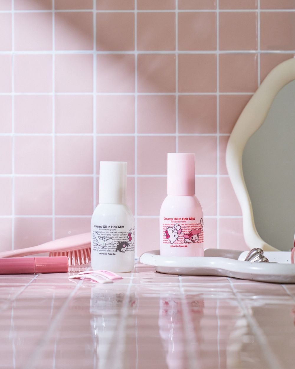 三麗鷗聯名貼膚香氣直接封神！「棉花糖抱抱香＋花果糖果香」太犯規，KITTY護手霜吊飾、大耳狗髮香噴霧全被問爆！-5