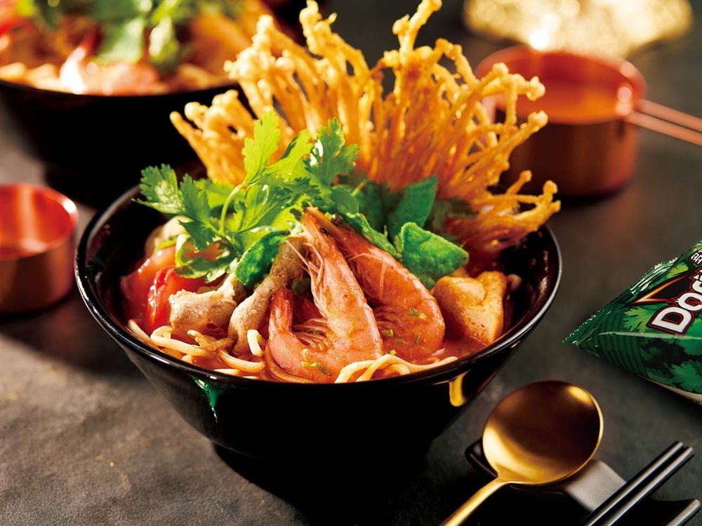 大心&樂子「香菜祭」限定新菜來了！「香菜椒麻雞拌麵、厚培根香菜沙拉」太欠吃，還能抽不限航點來回機票！-3