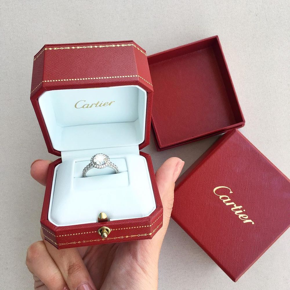 IU點頭關鍵是它？邊佑錫《21世紀大君夫人》夢幻「藍寶石求婚鑽戒」找到了！原來是來自卡地亞！-6