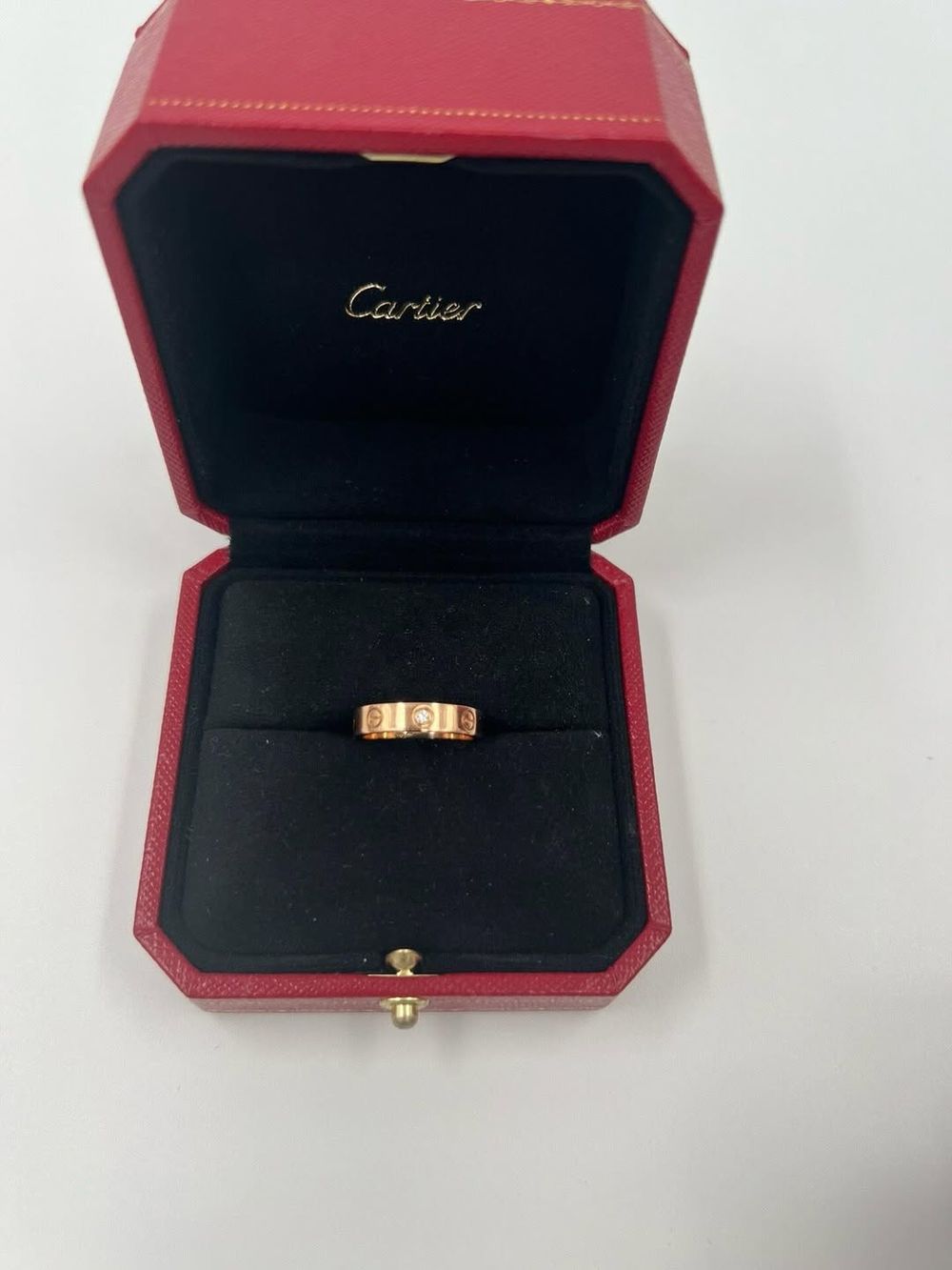 IU點頭關鍵是它？邊佑錫《21世紀大君夫人》夢幻「藍寶石求婚鑽戒」找到了！原來是來自卡地亞！-8