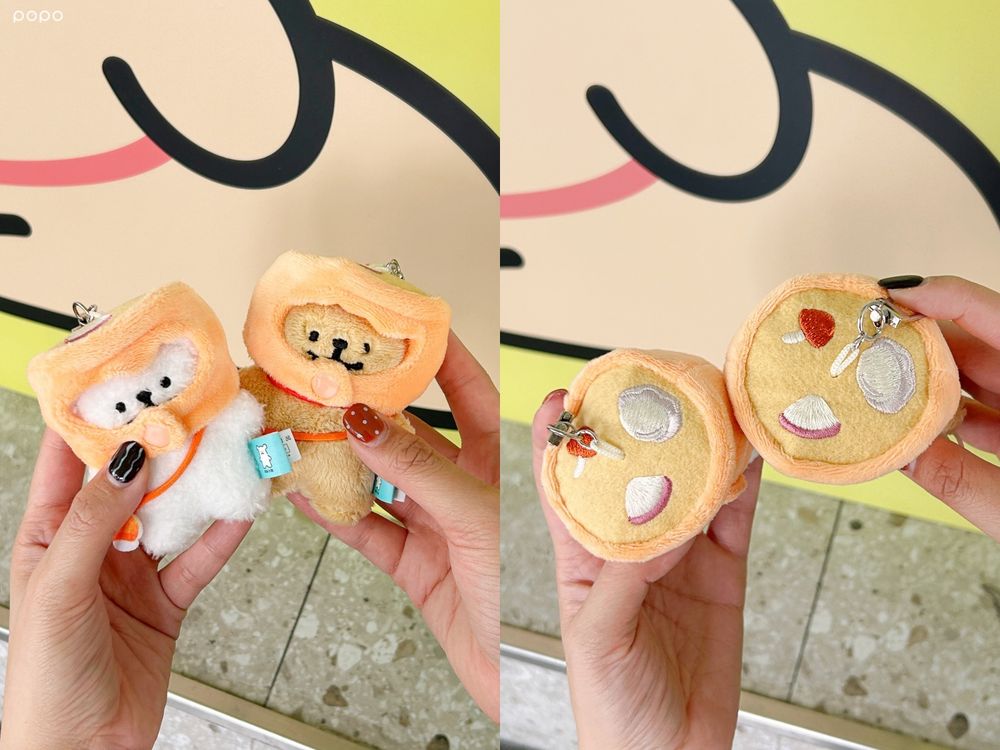 爭鮮跟線條小狗聯名啦！萌翻「鮮蝦壽司小金毛吊飾、Maltese茶碗蒸購物袋」全都太想要！-5