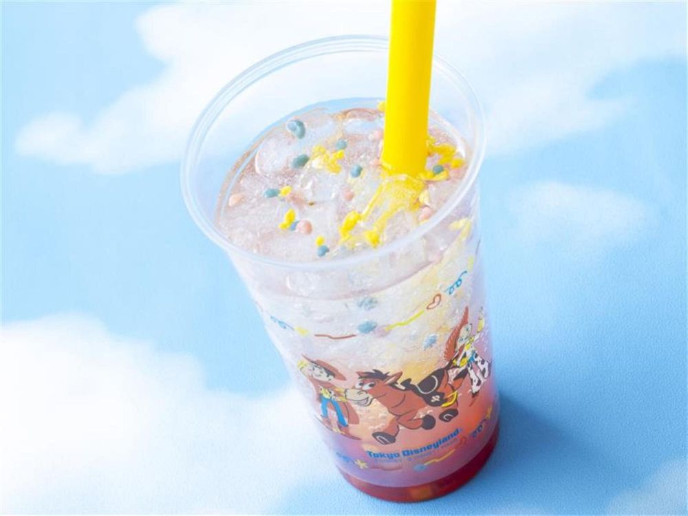 東京迪士尼最新《玩具總動員5》園區來了！50隻巴斯光年太好拍、還有限定「胡迪米妮髮箍」要買！-5