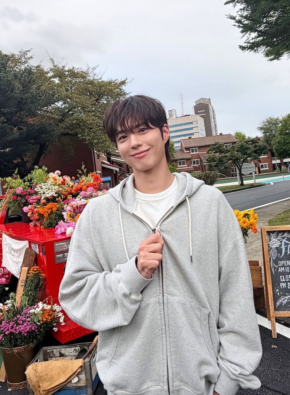 盤點6位「讓人想嫁的」男演員！《逐玉》張凌赫根本極品夫婿，邊佑錫「無條件站老婆這邊」得原地結婚！-7
