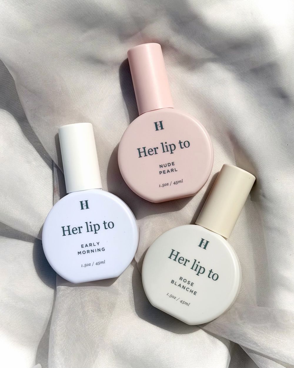 開賣日凌晨就大排長龍！日女最愛Her lip to「清冷千金香」聯名全家，打造三款高貴而不貴香氛噴霧！-8