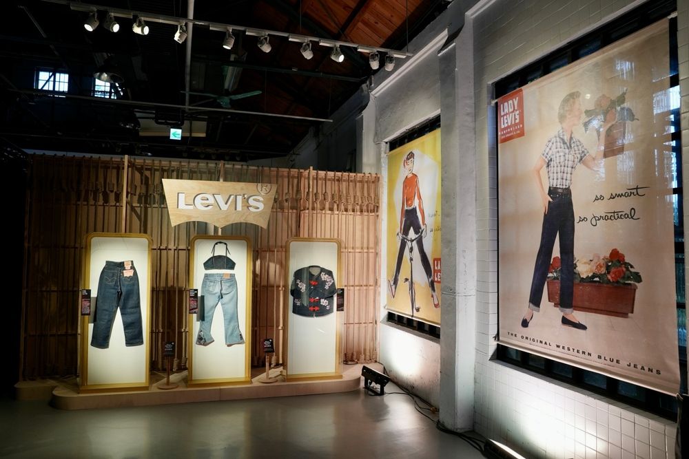 快衝去拍照！Levi's把Rosé廣告場景帶來台北了！「缺貨牛仔褲、 爆款蕾絲上衣」這裡也買得到！-8