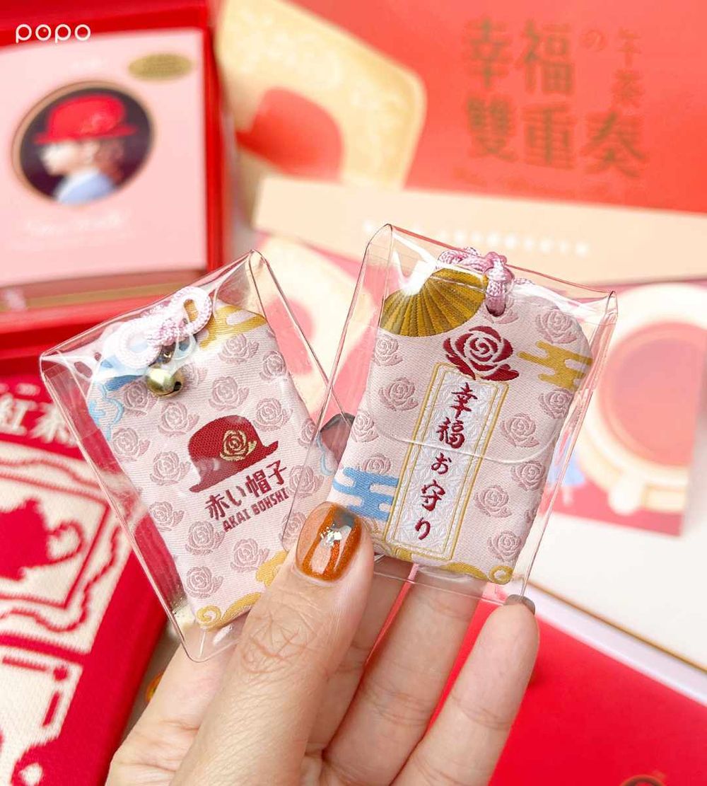 午後の紅茶跟紅帽子聯名了！限定餅乾禮盒+紅茶+小徽章可愛翻、快閃店打卡再抽超美周邊小物！-6