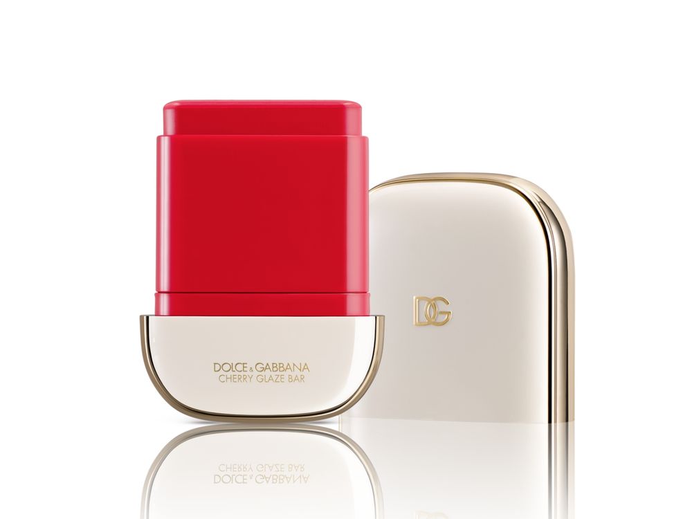 韓星帶貨力再爆！TWICE彩瑛空降DOLCE&GABBANA美妝謬思，果汁水光唇＋紅暈頰彩直接洗版全網！-5
