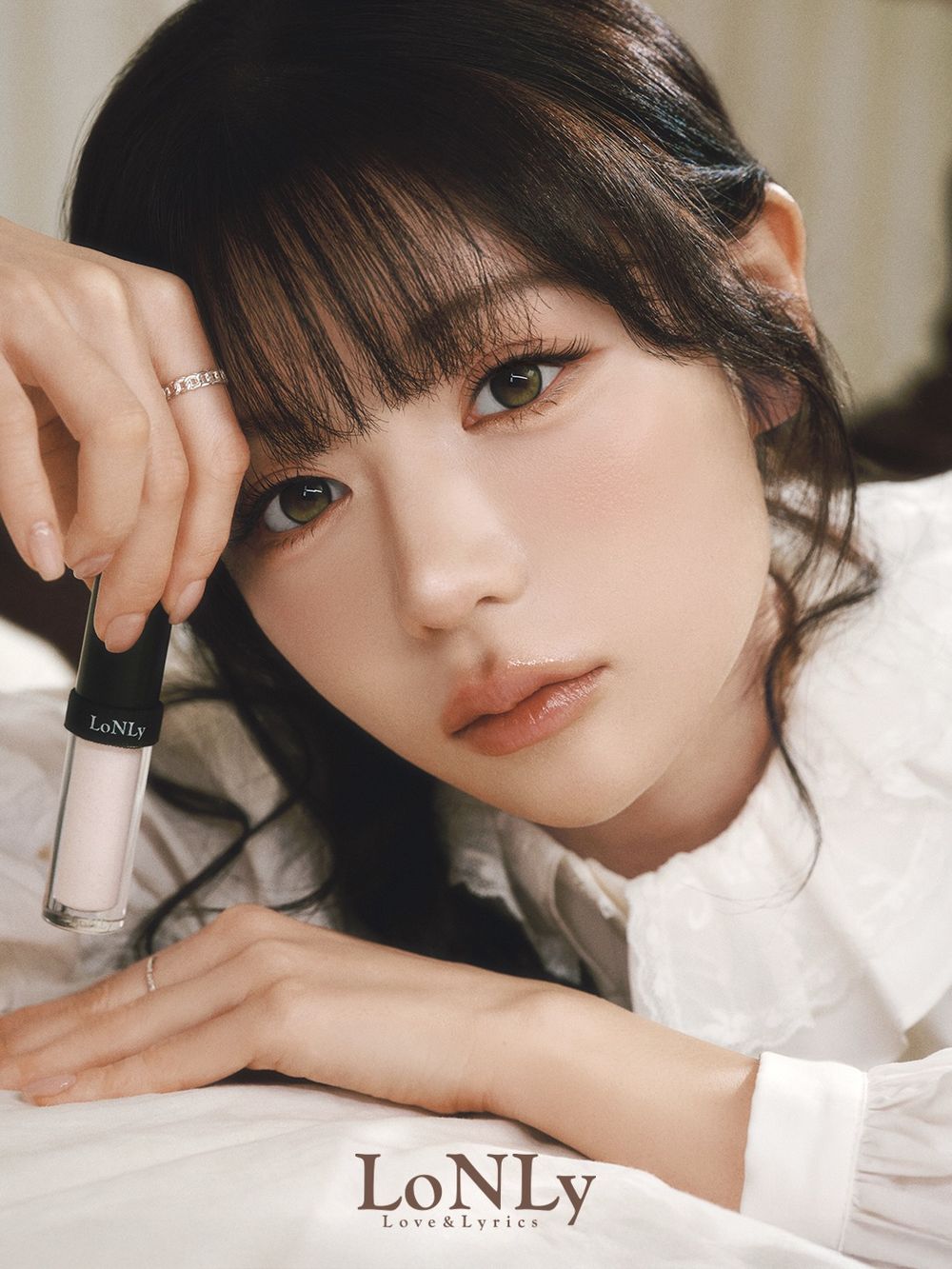 日本漂亮女生化妝包必備！小眾彩妝LoNLy默默崛起，古典芭蕾風＋長期主義理念，全新腮紅＆打亮液根本是通透澎潤肌製造器！-11