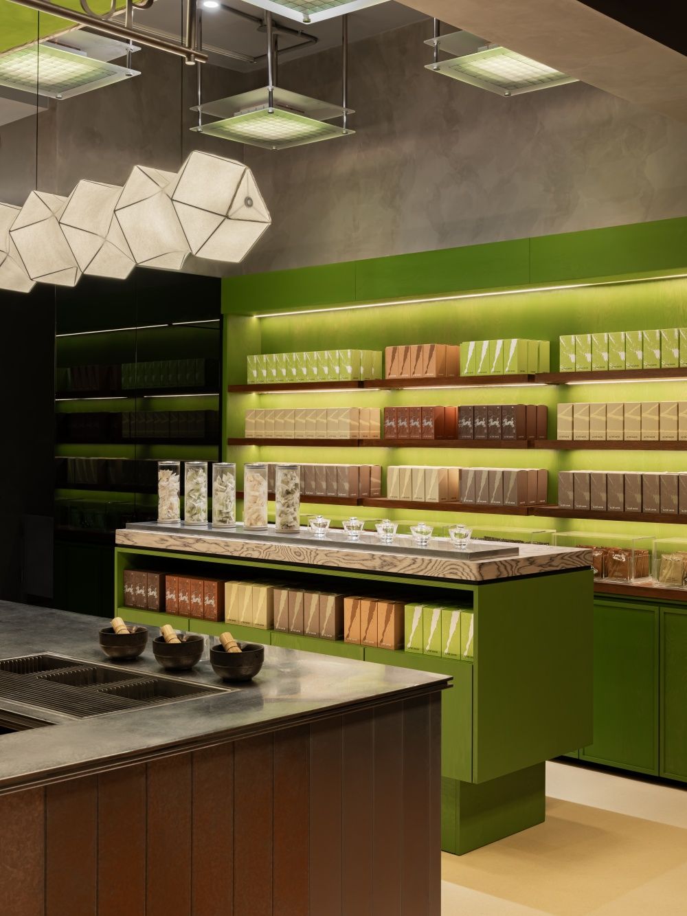 社群爆紅「台灣磨茶專賣店」在大稻埕！品PIN THÉ SAVOR「現刷東方美人沫茶、茶香牛軋糖」必點一次看！-3