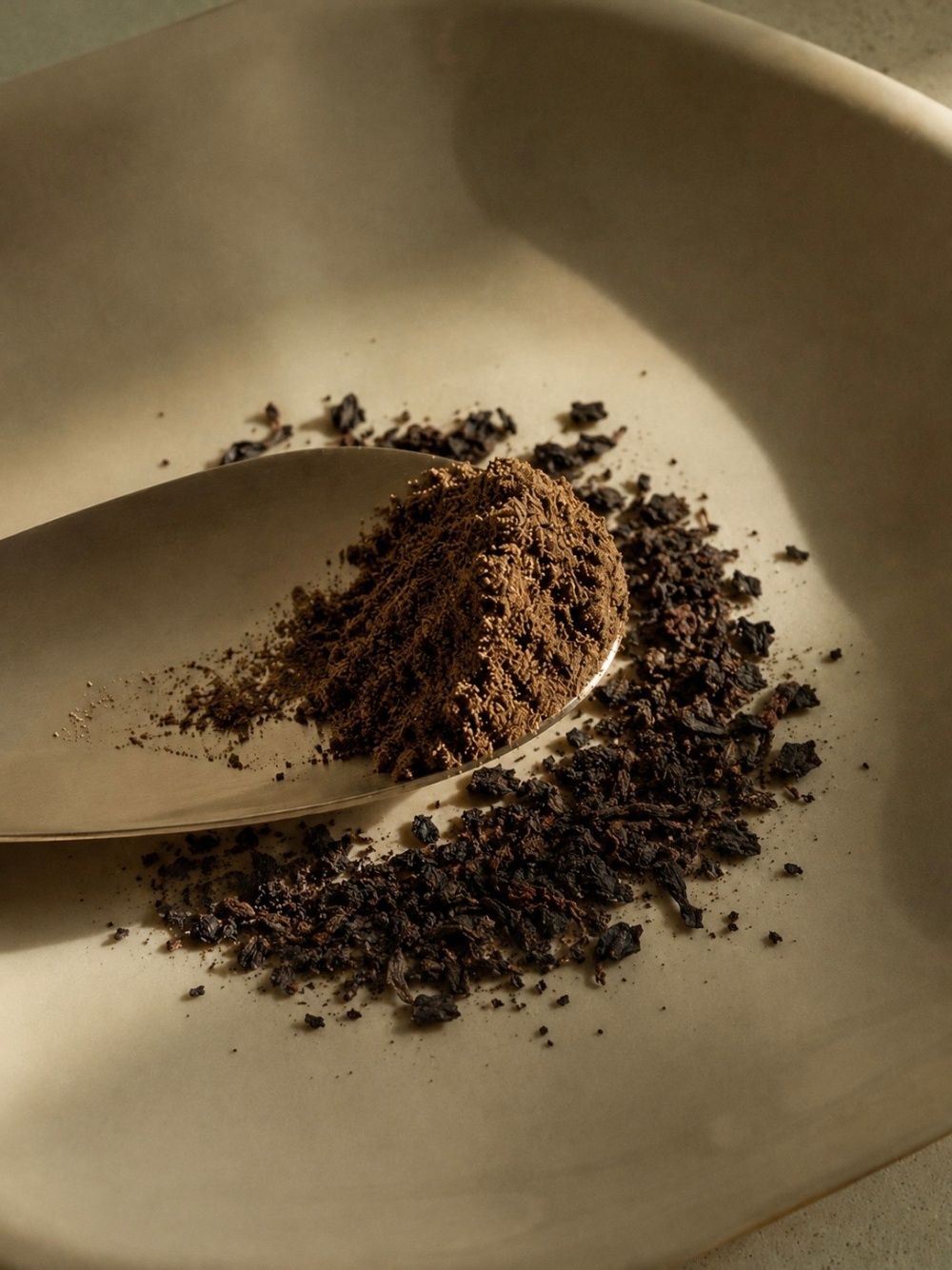 社群爆紅「台灣磨茶專賣店」在大稻埕！品PIN THÉ SAVOR「現刷東方美人沫茶、茶香牛軋糖」必點一次看！-7