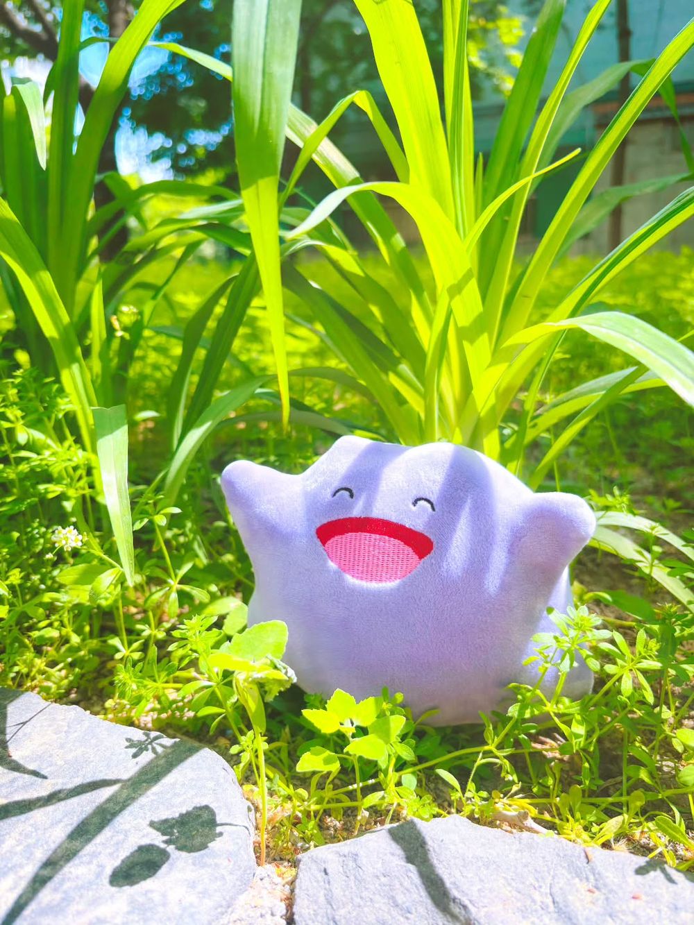韓星都在瘋寶可夢！崔傘最愛百變怪、V戴可達鴨頭套衝寶可夢樂園、Jisoo還跟伊布推聯名周邊？-17