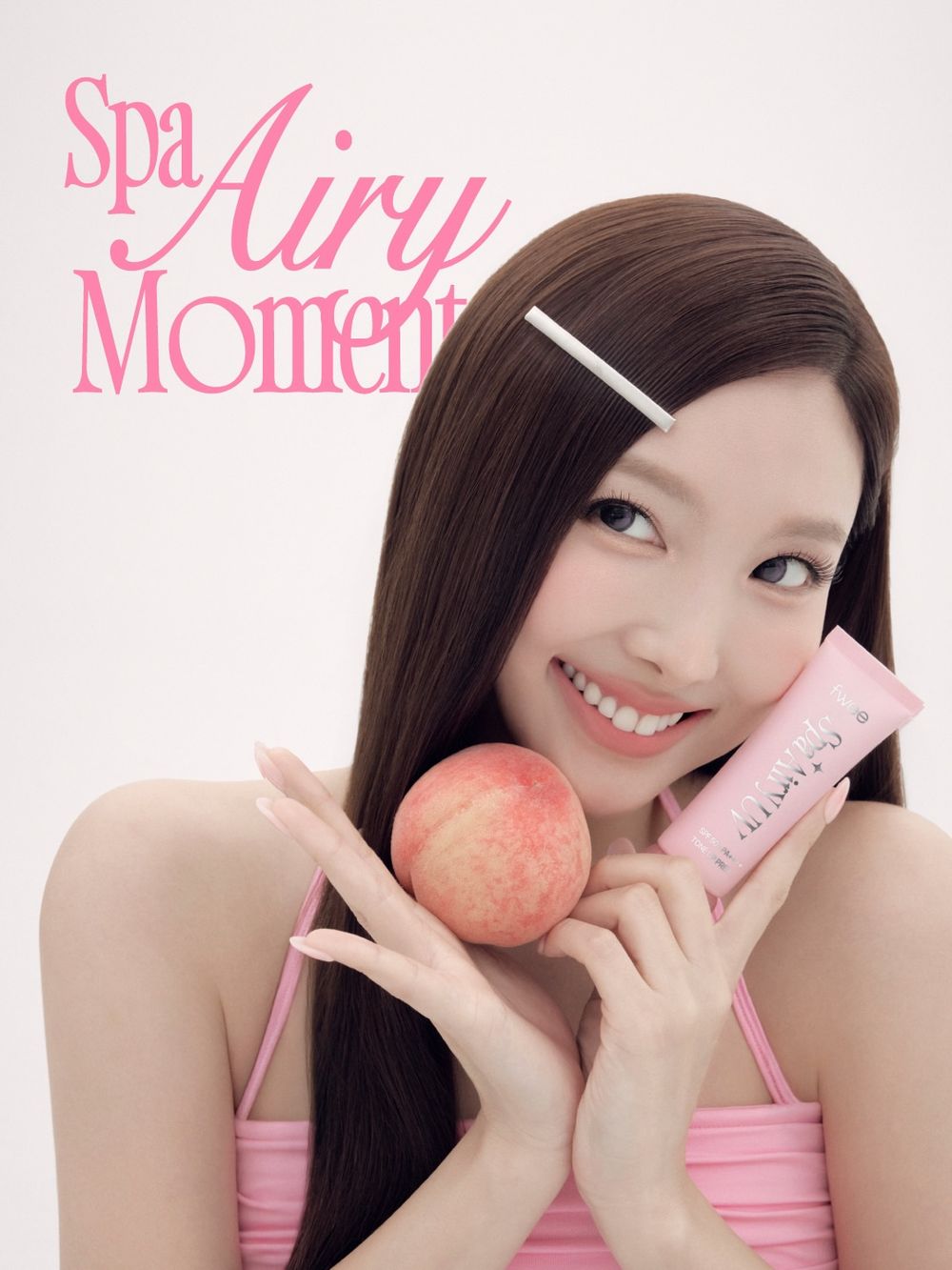 娜璉同款蜜桃肌席捲日韓！fwee「粉嫩妝前乳＋搖搖定妝噴霧」底妝＋蜜粉＋定妝兩步驟搞定，毛絨絨軟萌霧感底妝太高級！-4