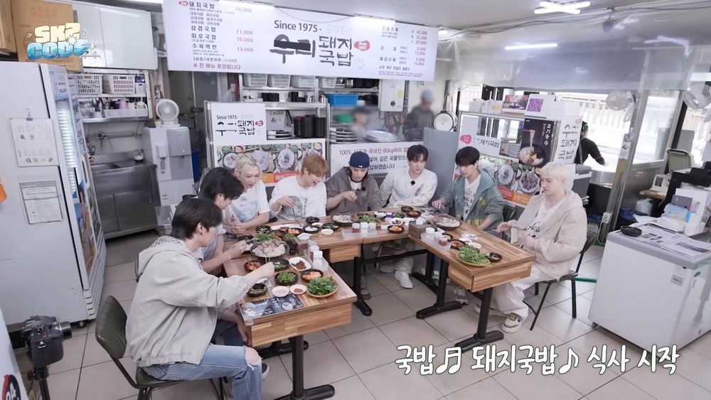 Stray Kids釜山同款餐廳景點懶人包！全員狂吃「這間」豬肉湯飯、海景咖啡廳拍攝背後竟有暖心故事？-20