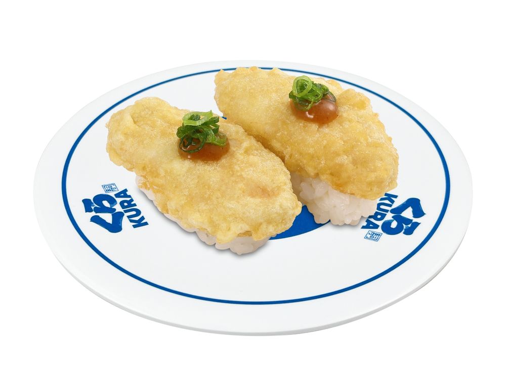 藏壽司最新扭蛋是《名偵探柯南》！24款劇場版角色「徽章&吊飾」限時兩週登場、滿額再送聯名杯墊！-2