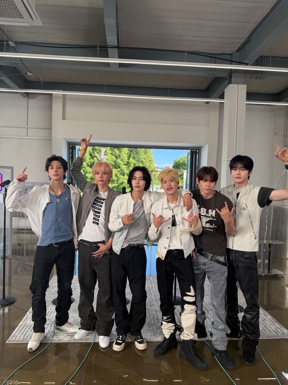 追星人辭典Vol.2！8個追星必備進階用語，「飯咪、生放、簽售」是什麼？學會後解鎖更多愛豆見面機會！-5