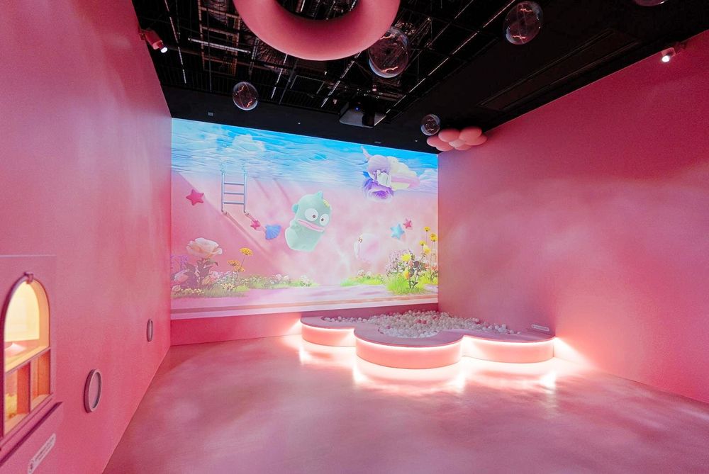 想住Hello Kitty的房間！超可愛「三麗鷗夢想飯店特展」帕恰狗海灘房、布丁狗櫃檯必拍亮點一次看！-17