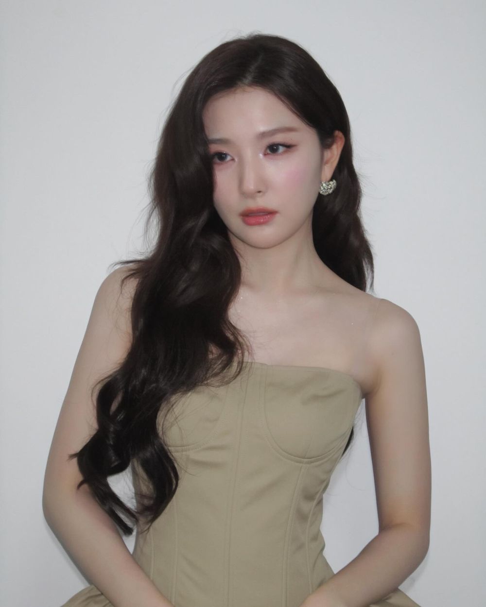 Red Velvet同款香水公開！IRENE小眾粉霧花香、瑟琪喜歡乾淨皂香，YERI最愛溫柔木質，ReVeluv必收藏！-20