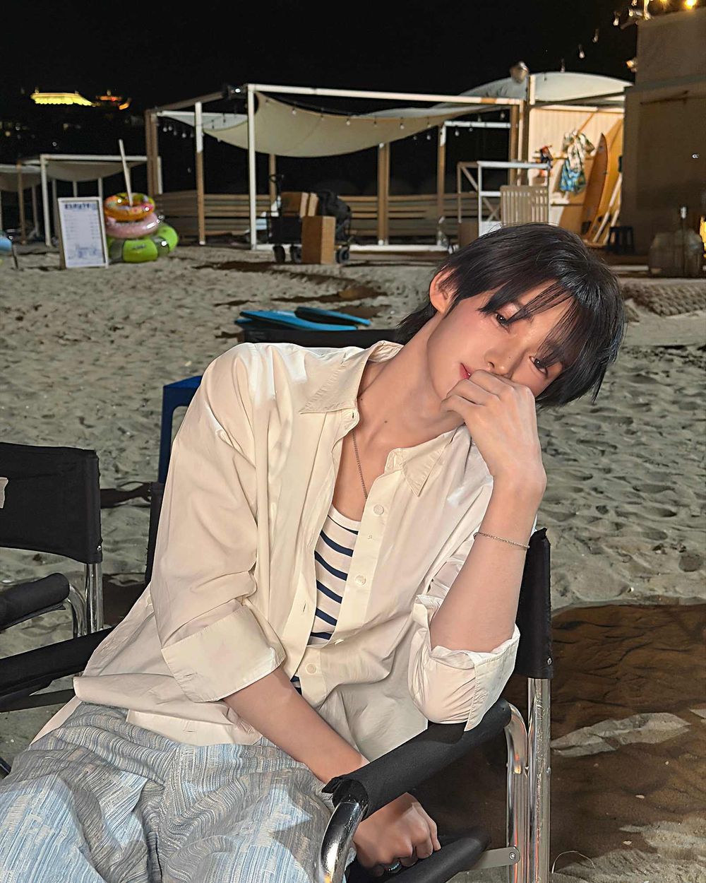 網熱議眼睛最美的KPOP男偶像！V神級眼神全網讚嘆，Joshua、Lee Know電眼魅力太強！-14