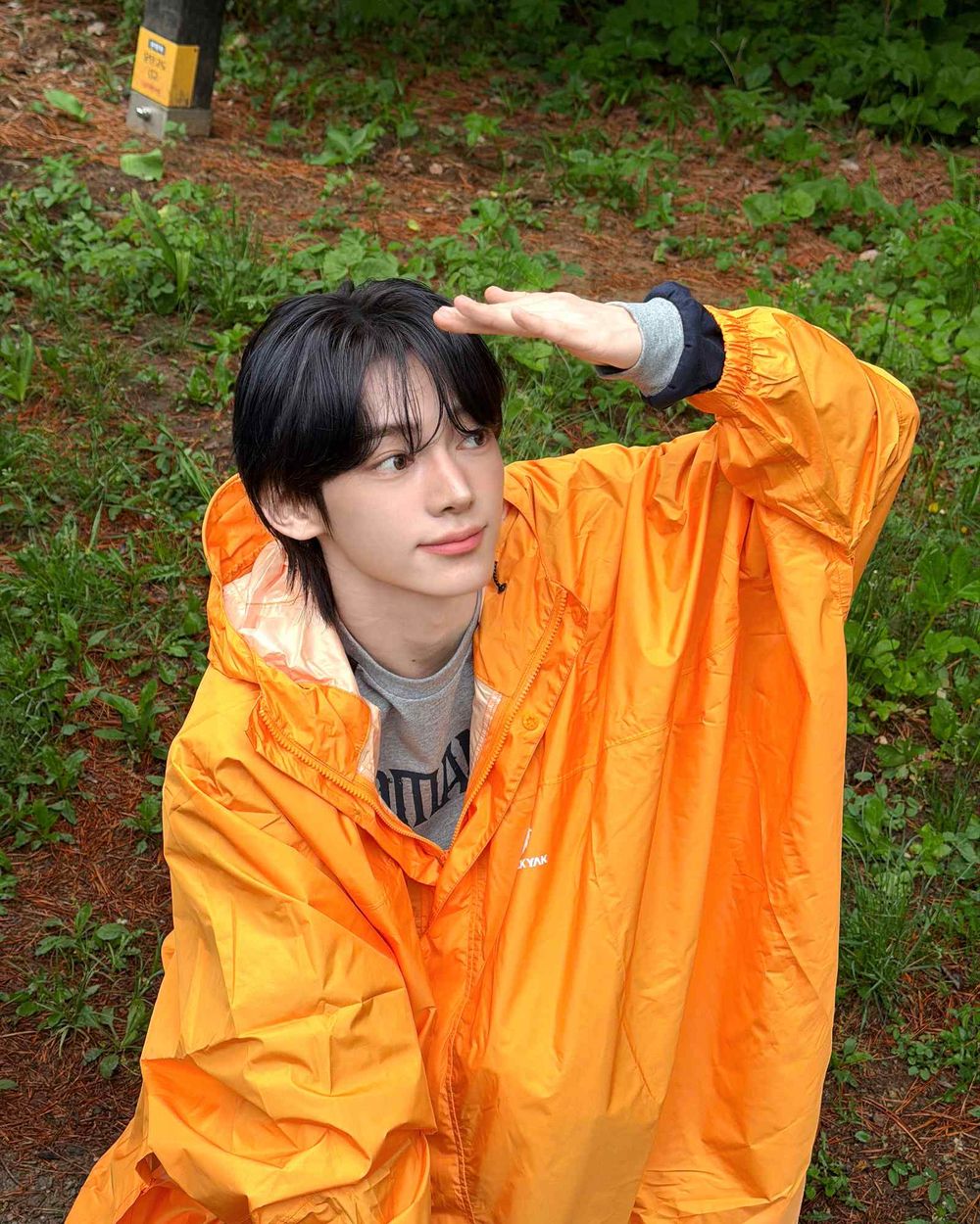 網熱議眼睛最美的KPOP男偶像！V神級眼神全網讚嘆，Joshua、Lee Know電眼魅力太強！-12