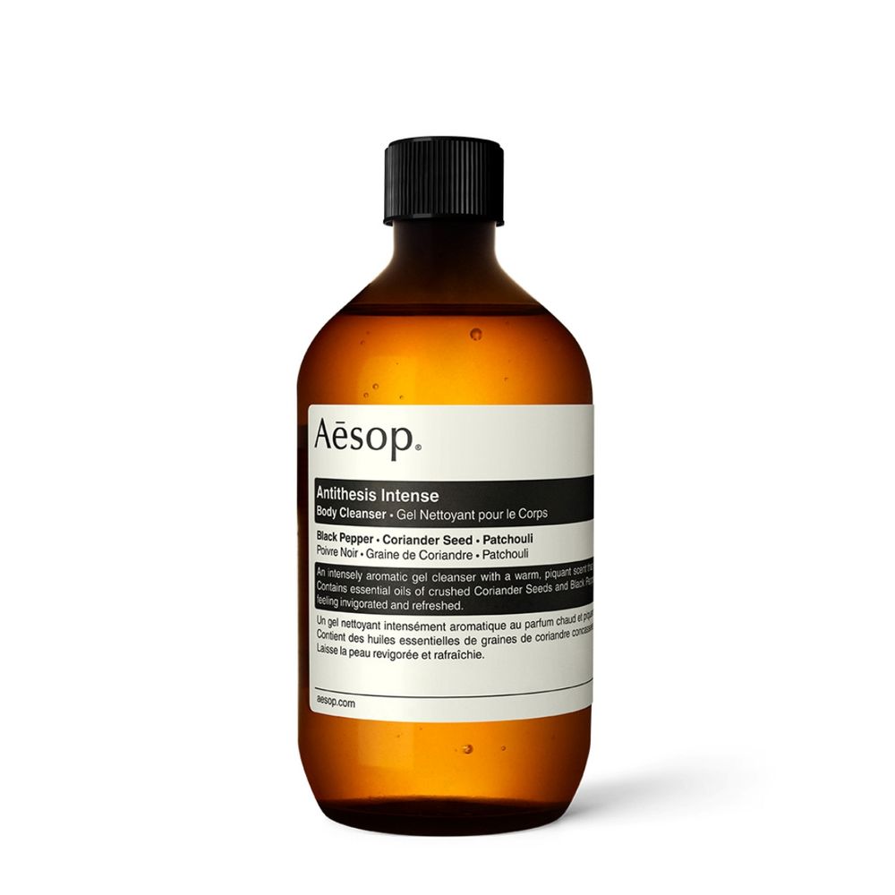 浴室最高級的療癒香氣！Aesop「異想熾香潔膚露」新登場，大膽以黑胡椒＋芫荽籽為主角，冷暖交織的木質辛香太欠買！-4
