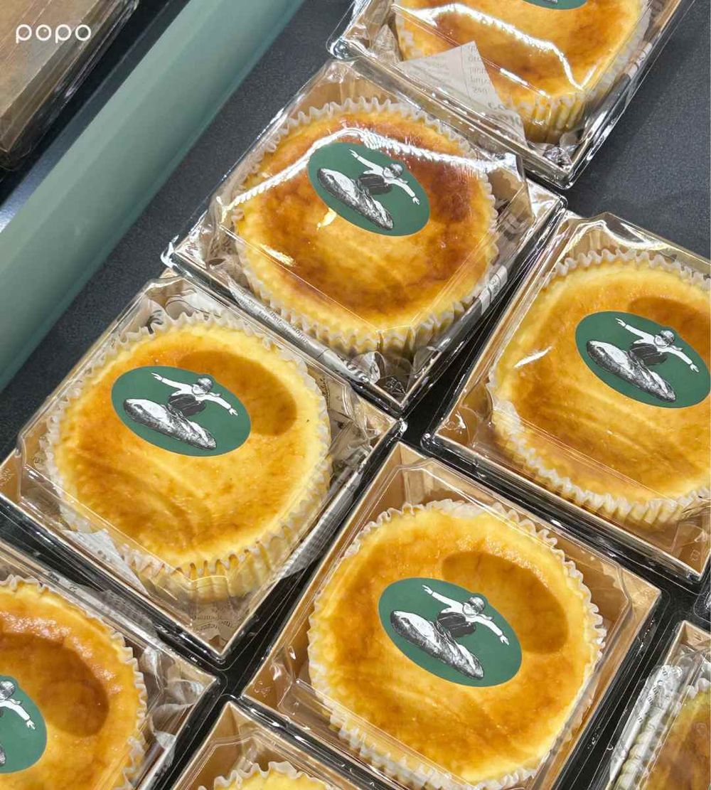 東區最美麵包店BAKERHOOD來了！脆友狂推「開心果可頌、胡椒乳酪鹼麵包、莓果酸麵包」必點一次看！-14