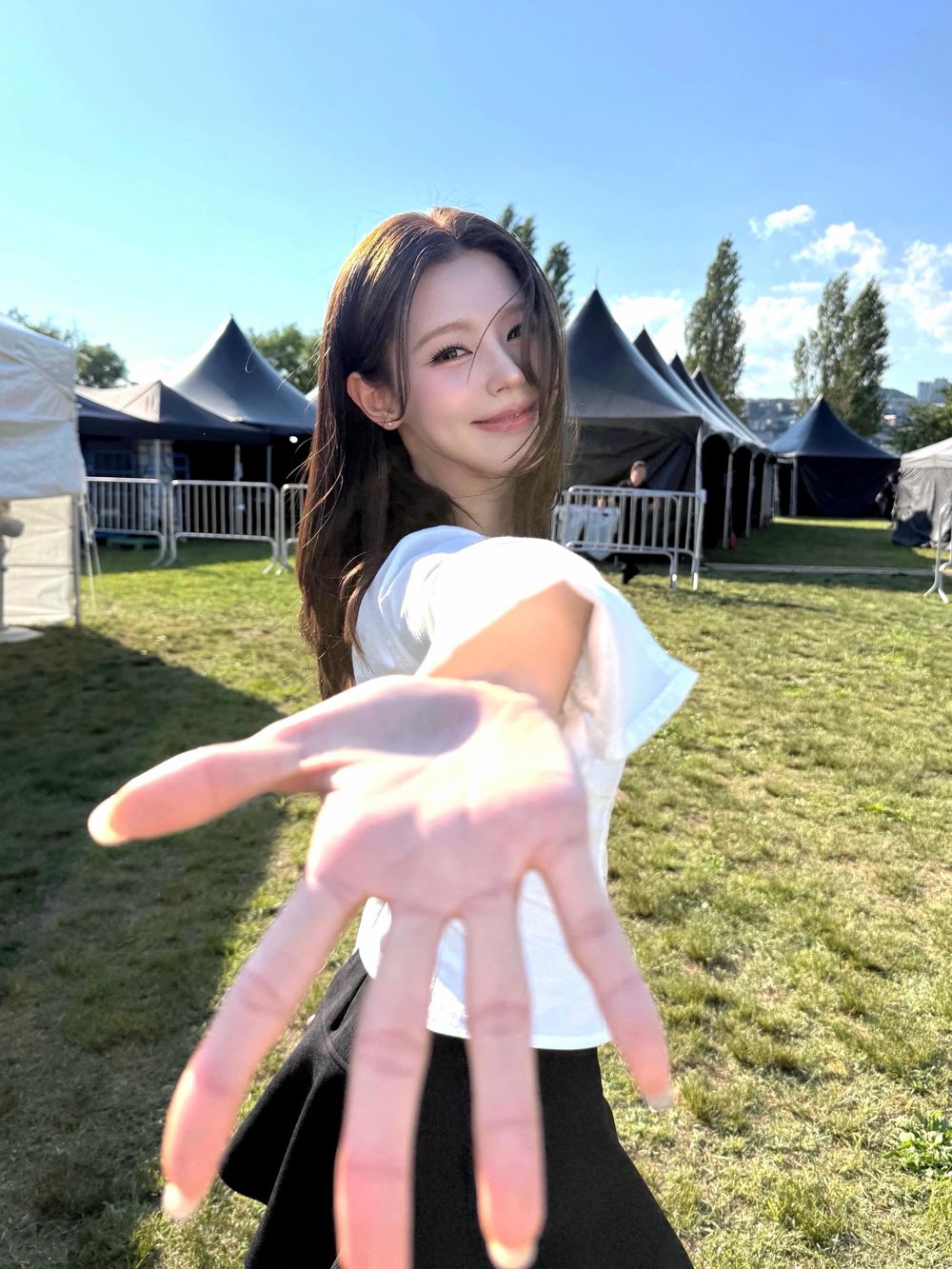 i-dle薇娟身上的仙女香找到了！8款愛香根本「人間初戀香」選品，玫瑰梔子花、紫丁香、無花果都是面姐本命體香！-8