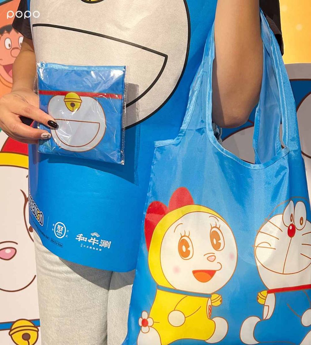 聚、和牛涮跟哆啦A夢聯名啦！超可愛「哆啦A夢魚餅」Q到捨不得吃，再送萌翻「百寶袋圍兜兜」！-6