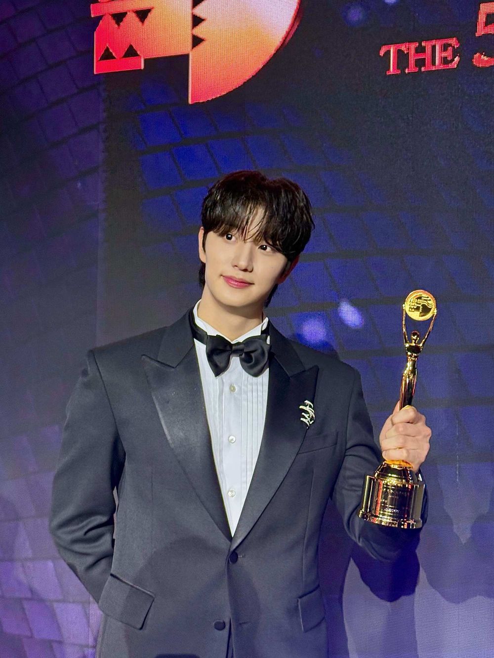 不斷更新！今年AAA陣容太豪華，不只ATEEZ、RESCENE人氣男女團確定來台，韓劇男神也全都確定出席！-33
